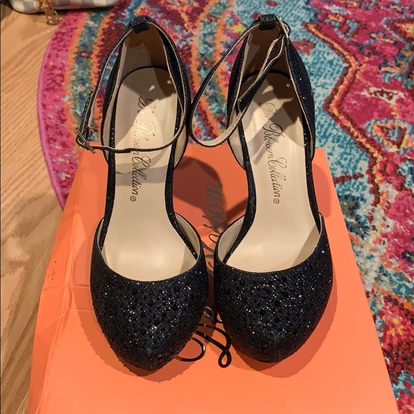 Black sparkly heels - Picture 3 of 6